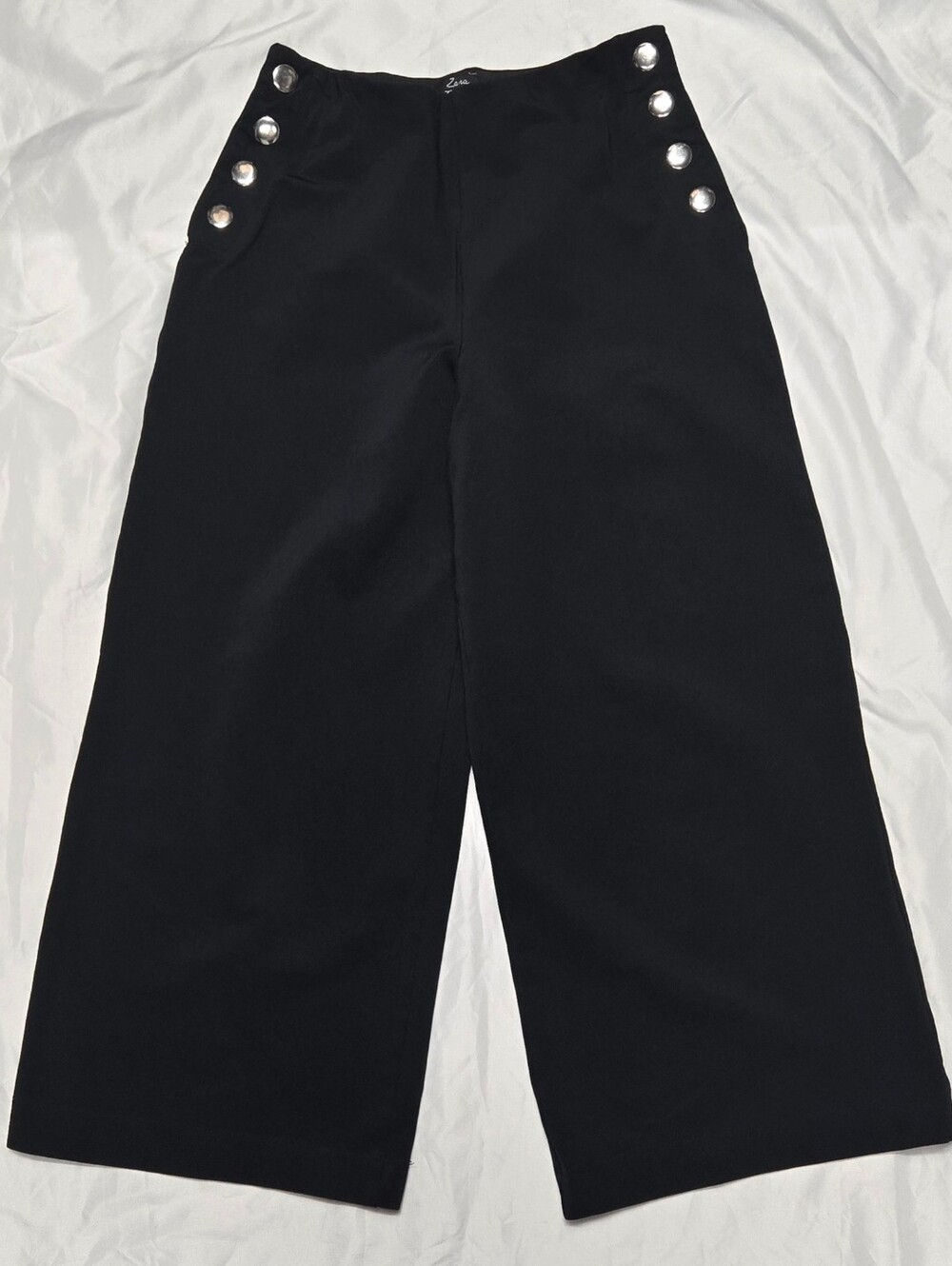 Zara Black Capris S Elastic Waist Snap Sides Wide Leg Woven Stretch Black